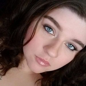 Meet your Posher, Michaella